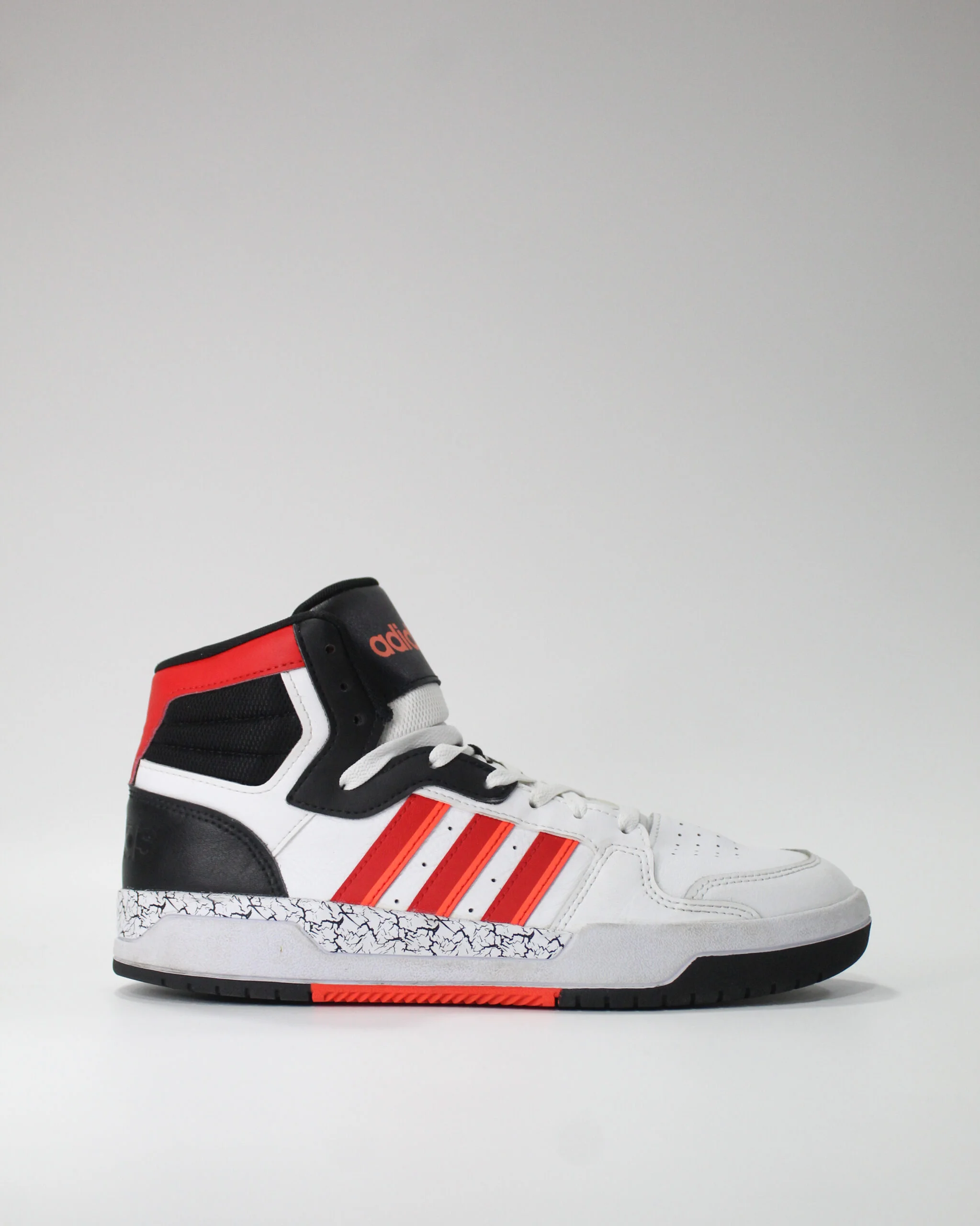 Adidas NEO Entrap mid White Black Red