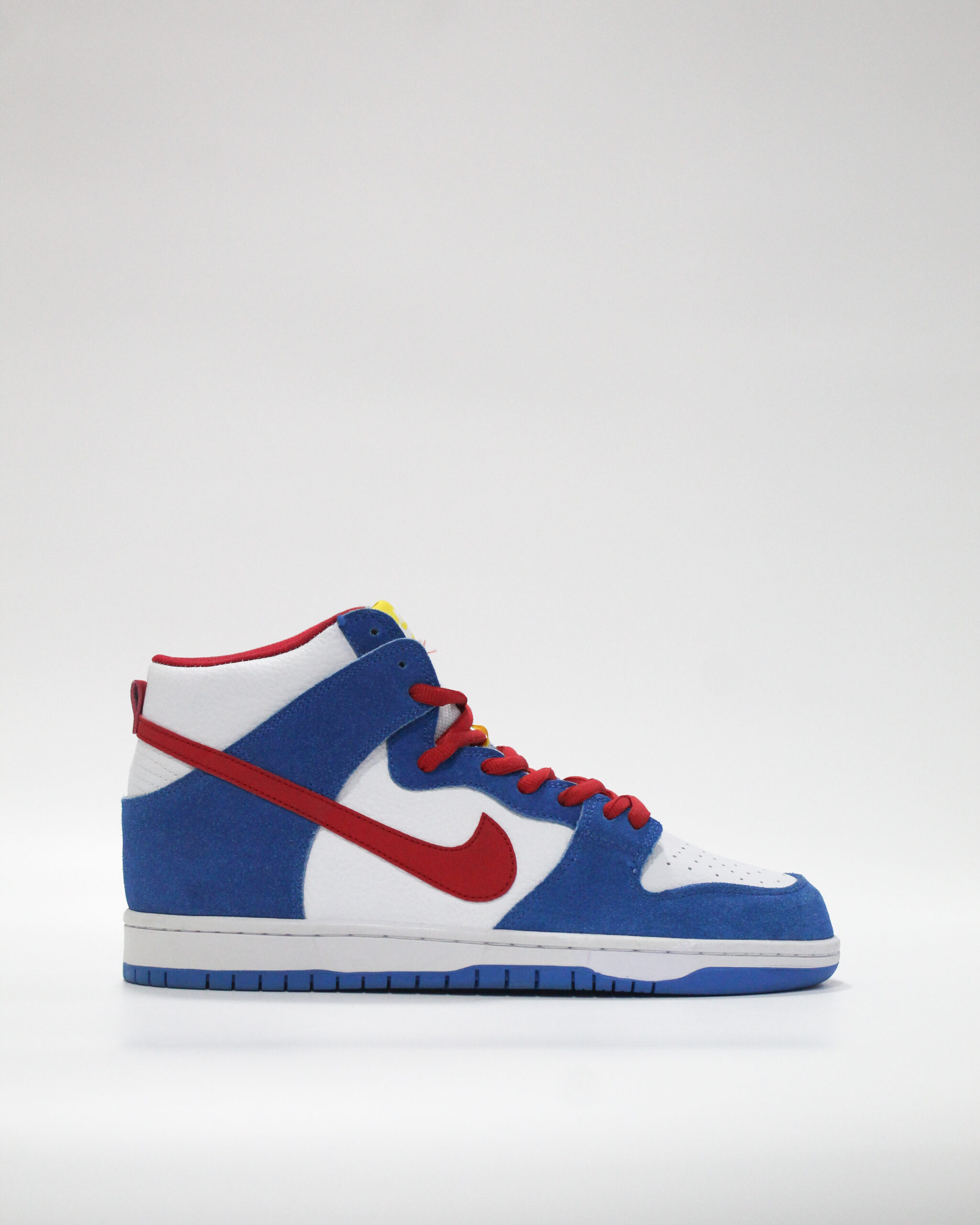 Nike SB Dunk High Doraemon