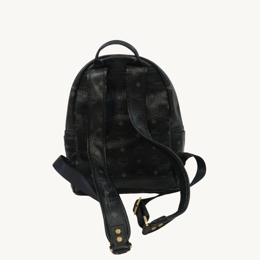 Mochila MCM Stark Studded Negra - Imagen 3