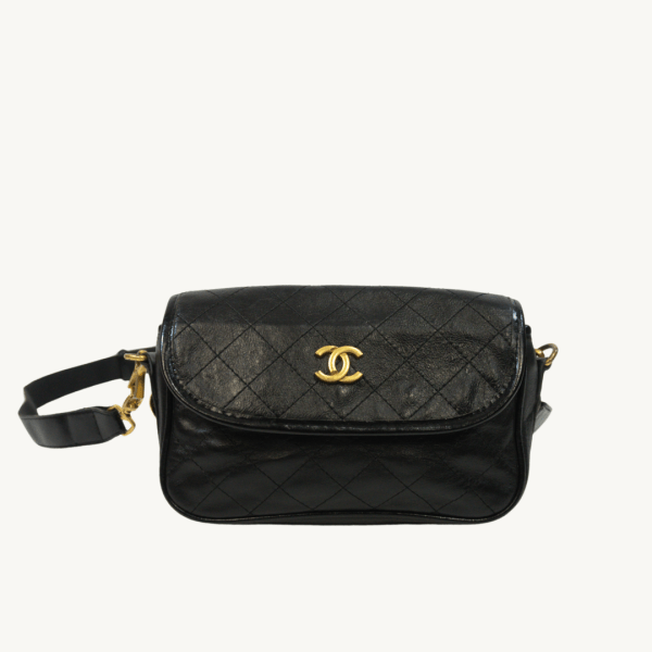 Bolso de Hombro Chanel Matelassé Negro Vintage