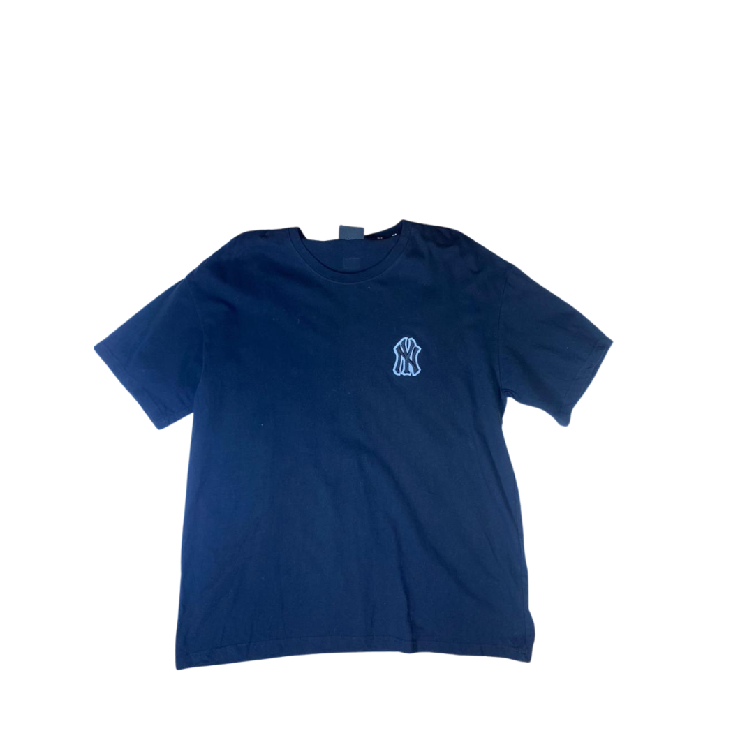 Polera MLB color negro