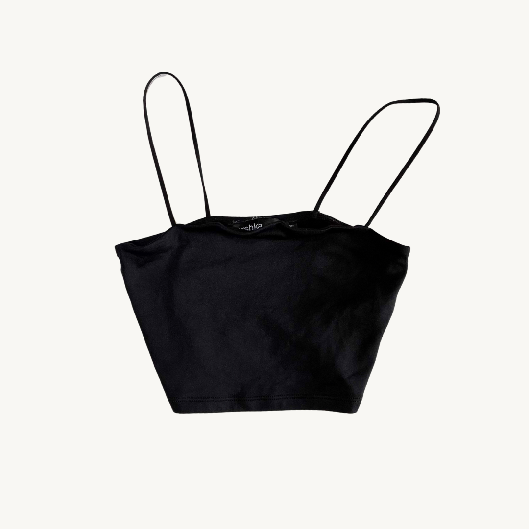 Top Corto Bershka - Negro con Tirantes Finos